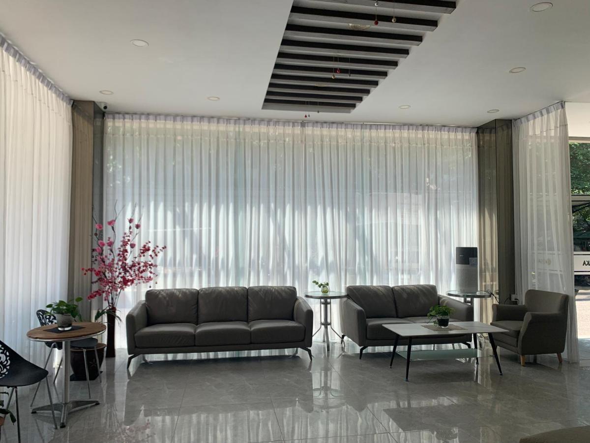 Oyo 676 Hotel Osaka Batam Exterior foto