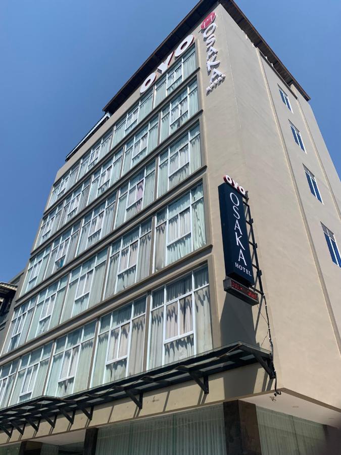 Oyo 676 Hotel Osaka Batam Exterior foto